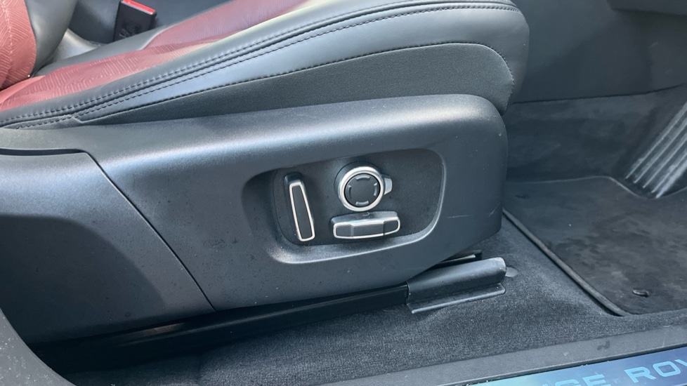 Used Land Rover Range Rover Evoque 2025 for sale - 76766244: Photo 31