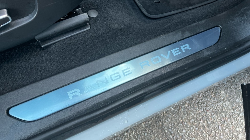 Used Land Rover Range Rover Evoque 2025 for sale - 76766244: Photo 35