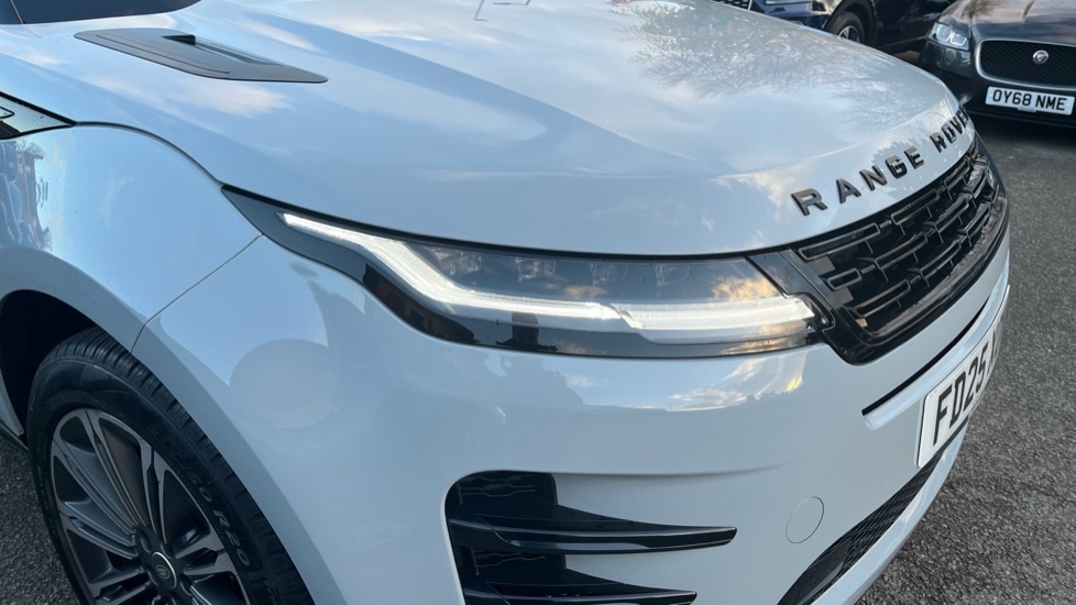 Used Land Rover Range Rover Evoque 2025 for sale - 76766244: Photo 40