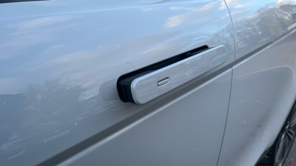 Used Land Rover Range Rover Evoque 2025 for sale - 76766244: Photo 45