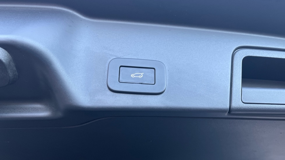 Used Land Rover Range Rover Evoque 2025 for sale - 76766244: Photo 50