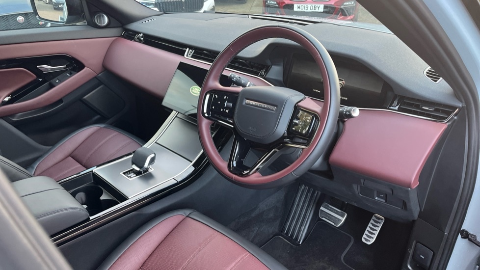 Used Land Rover Range Rover Evoque 2025 for sale - 76766244: Photo 9