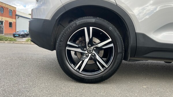 Used Volvo XC40 2023 for sale - 75702477: Photo 19