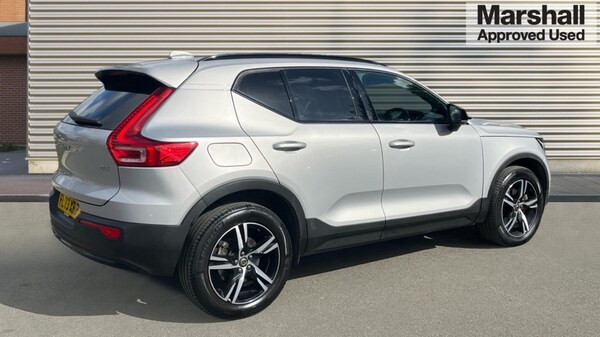 Used Volvo XC40 2023 for sale - 75702477: Photo 3