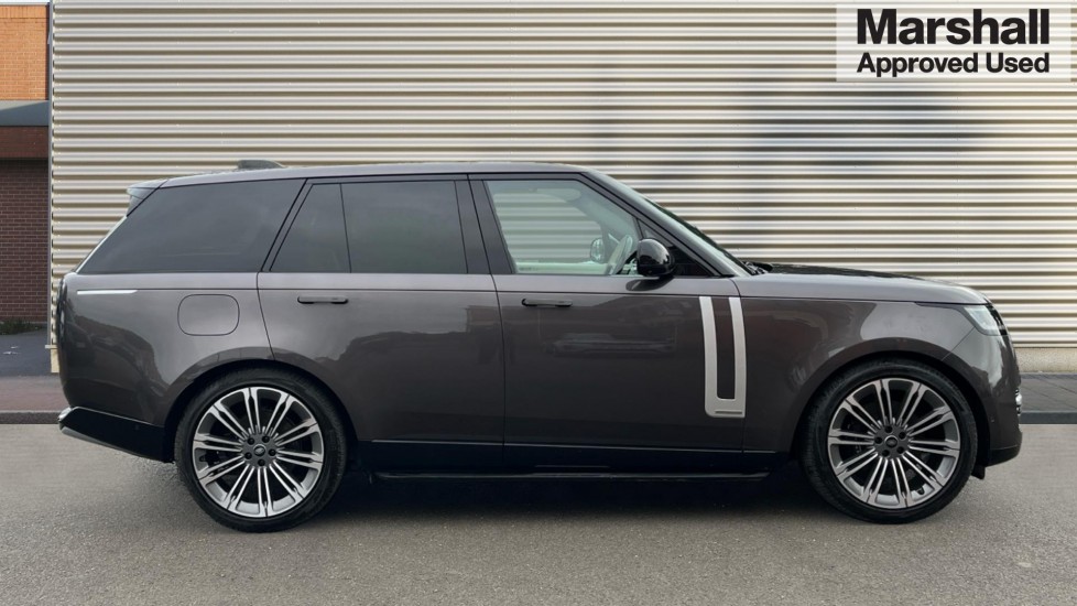 Used Land Rover Range Rover 2023 for sale - 76773249: Photo 2