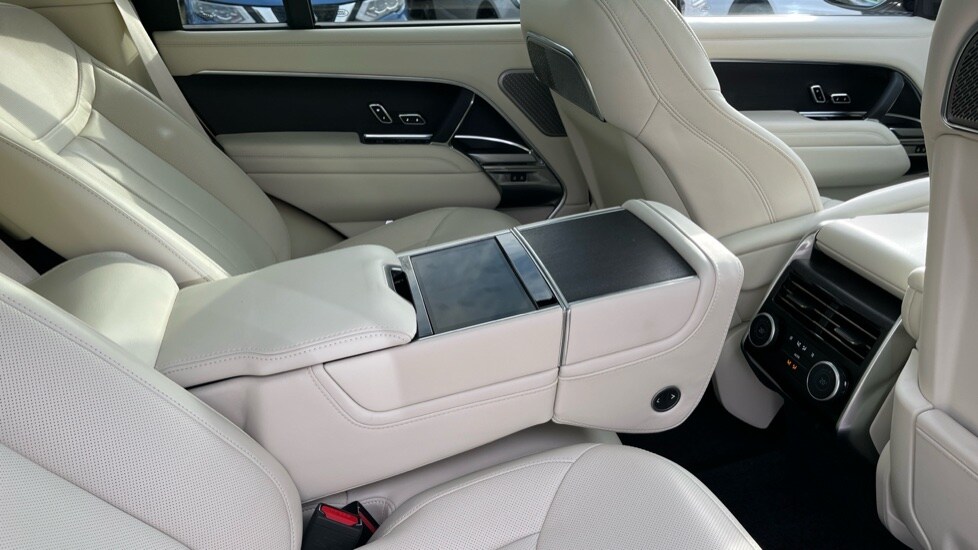 Used Land Rover Range Rover 2023 for sale - 76773249: Photo 49
