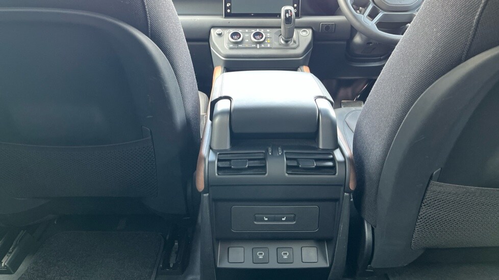 Vehicle 33