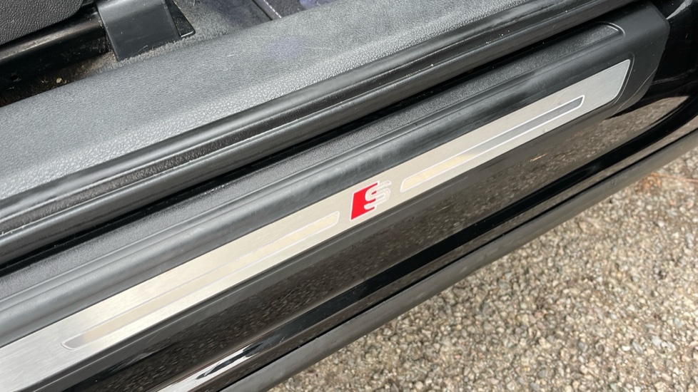 Used Audi Q5 2017 for sale - 76984004: Photo 33