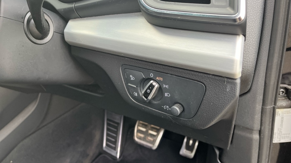 Used Audi Q5 2017 for sale - 76984004: Photo 37