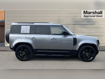 Used Land Rover Defender 2021 for sale - 75514504: Photo