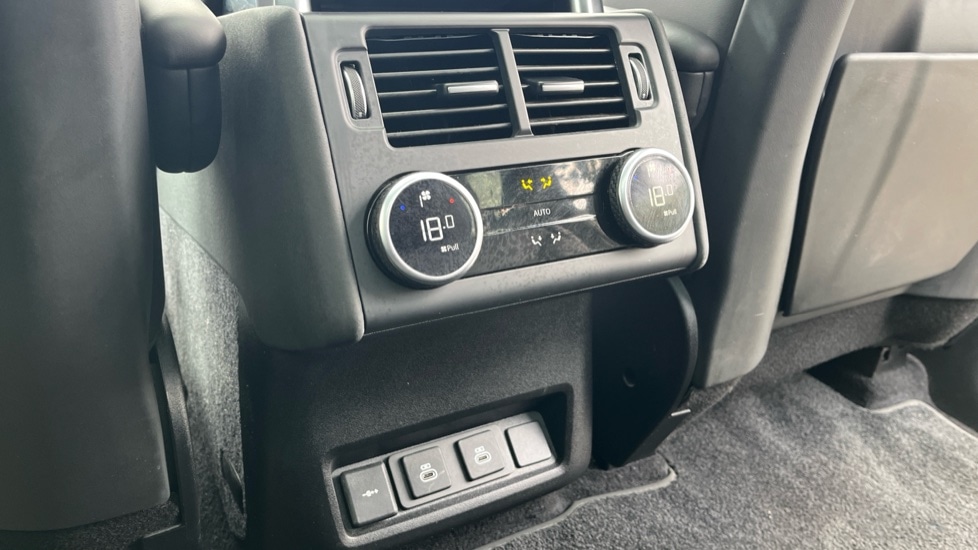 Vehicle 33