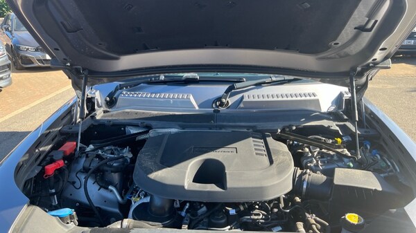Used Land Rover Defender 2022 for sale - 75565429: Photo 16