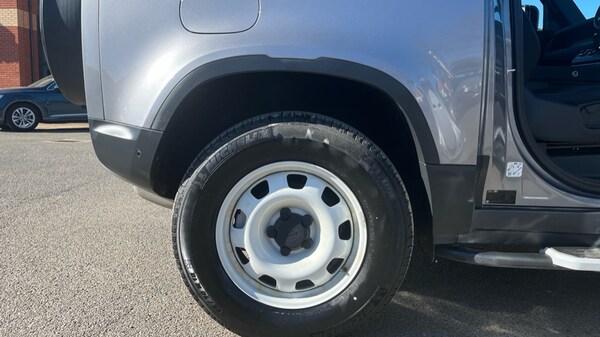 Used Land Rover Defender 2022 for sale - 75565429: Photo 19