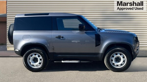 Used Land Rover Defender 2022 for sale - 75565429: Photo 2