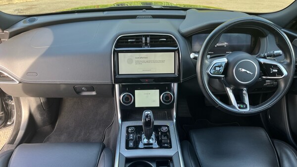 Used Jaguar XE 2021 for sale - 76008241: Photo 11