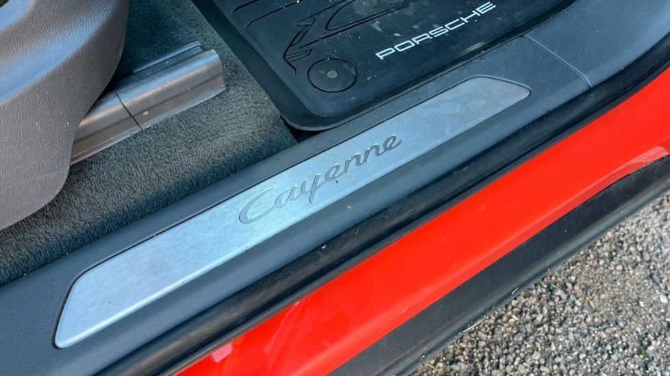 Used Porsche Cayenne 2019 for sale - 76514932: Photo 35