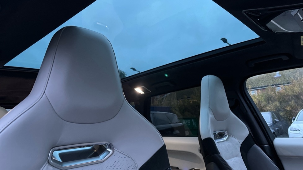 Used Land Rover Range Rover Sport 2018 for sale - 77075584: Photo 31