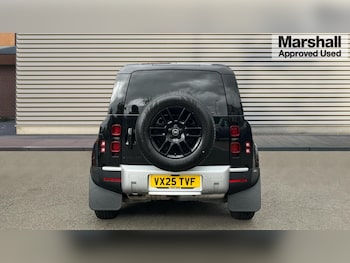 Used Land Rover Defender 2025 for sale - 75984871: Photo 4