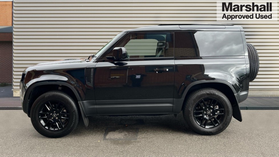 Used Land Rover Defender 2025 for sale - 75984871: Photo 6