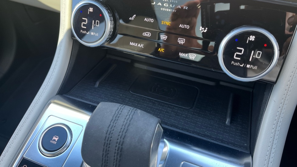 Used Jaguar F-Pace 2024 for sale - 76208856: Photo 28