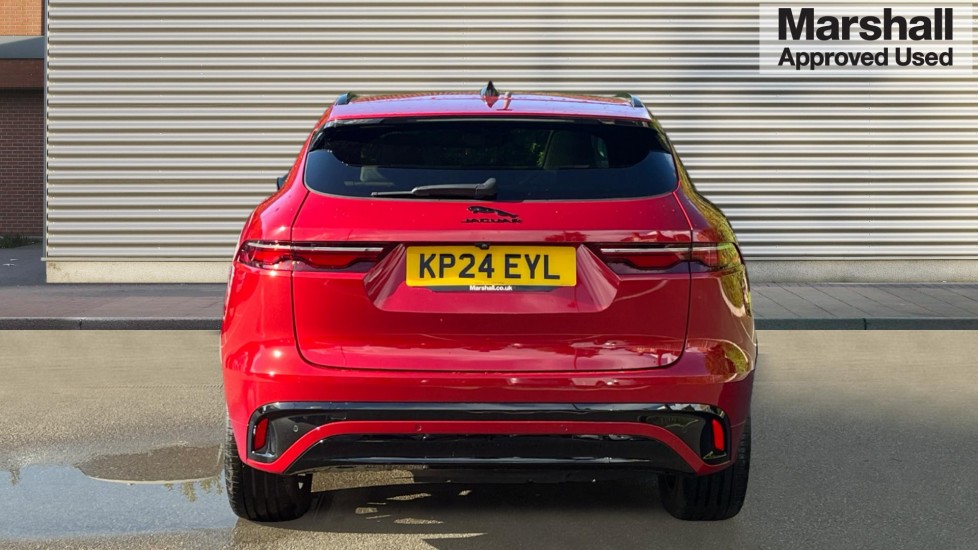 Used Jaguar F-Pace 2024 for sale - 76208856: Photo 4