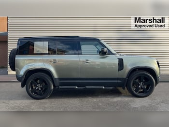 Used Land Rover Defender 2020 for sale - 76928077: Photo