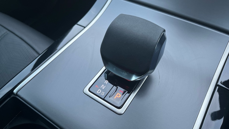 Used Land Rover Range Rover Evoque 2025 for sale - 77021879: Photo 28