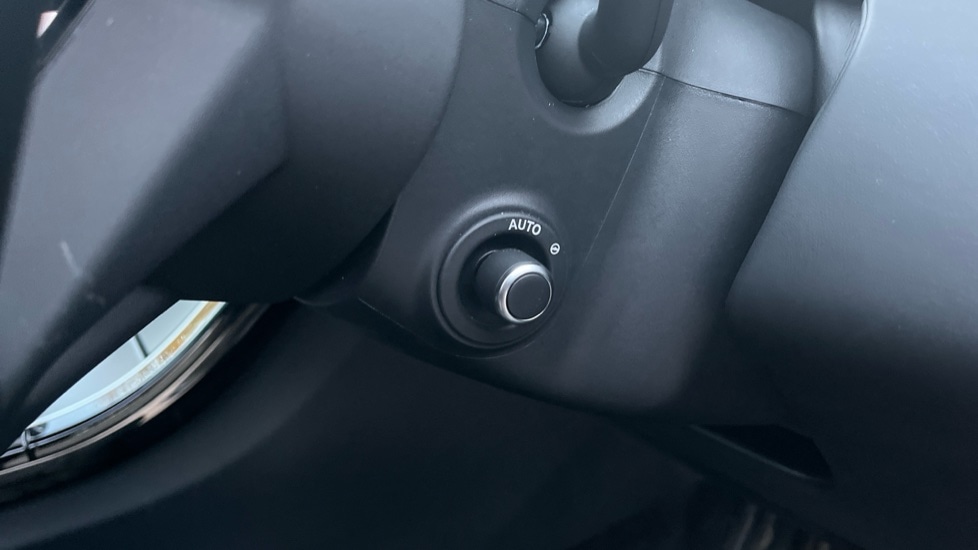 Used Land Rover Range Rover Evoque 2025 for sale - 77021879: Photo 39