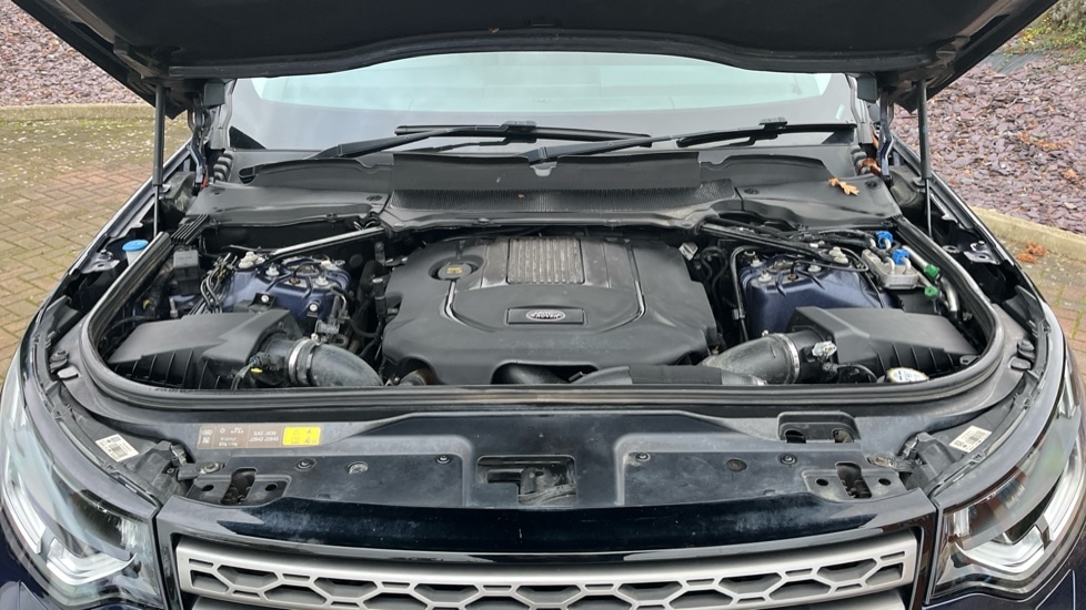 Used Land Rover Discovery 2019 for sale - 76350992: Photo 16