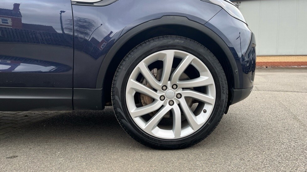 Used Land Rover Discovery 2019 for sale - 76350992: Photo 17