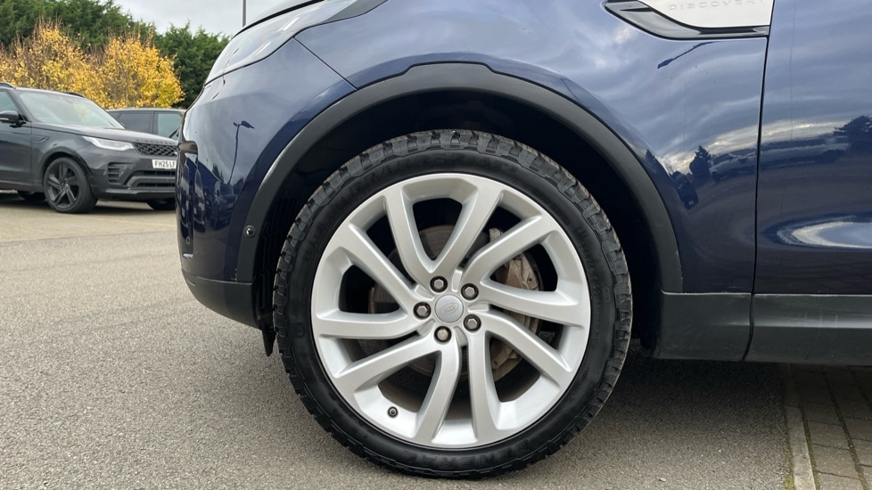 Used Land Rover Discovery 2019 for sale - 76350992: Photo 20