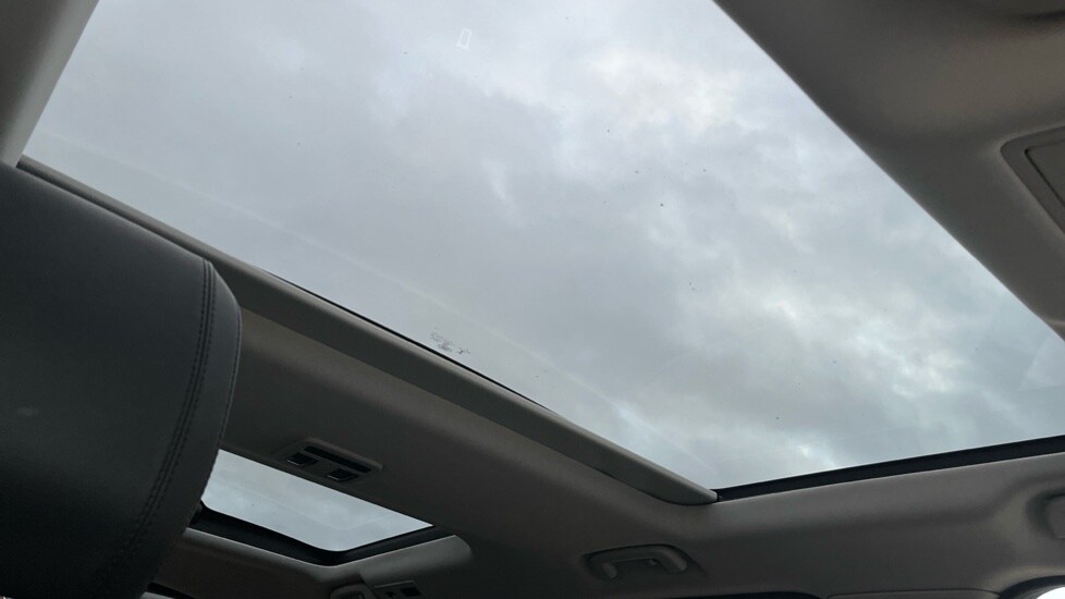 Used Land Rover Discovery 2019 for sale - 76350992: Photo 31