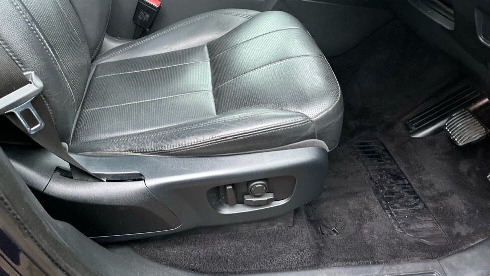 Used Land Rover Discovery 2019 for sale - 76350992: Photo 32