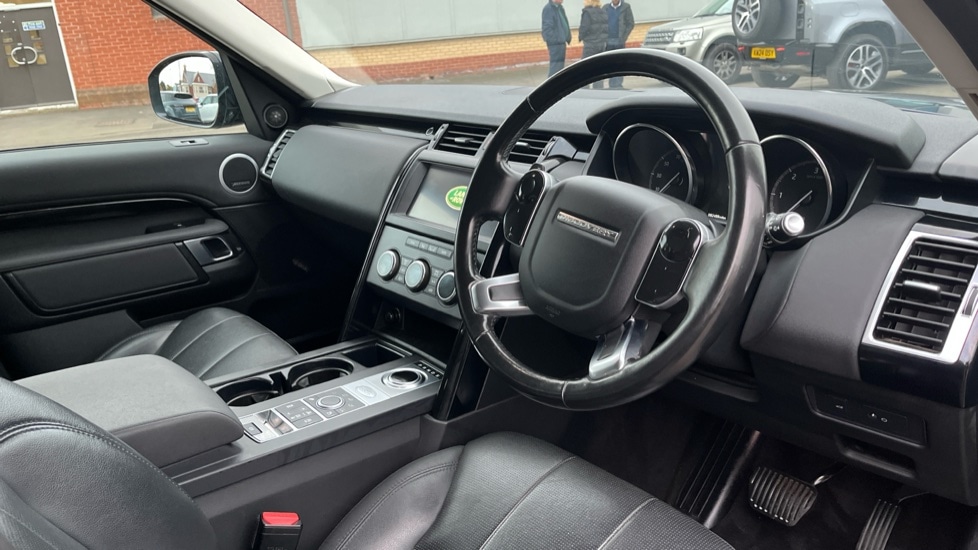 Used Land Rover Discovery 2019 for sale - 76350992: Photo 9