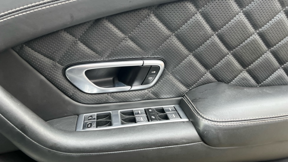Used Bentley Continental 2016 for sale - 76668231: Photo 30