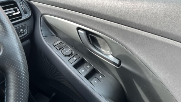 Used Hyundai i30 2023 for sale - 76044541: Photo 30