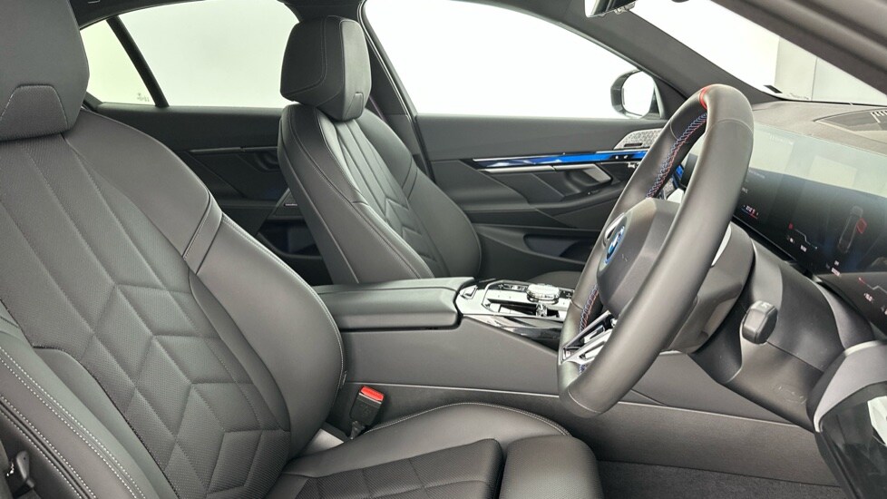 Used BMW i5 2023 for sale - 76966820: Photo 11