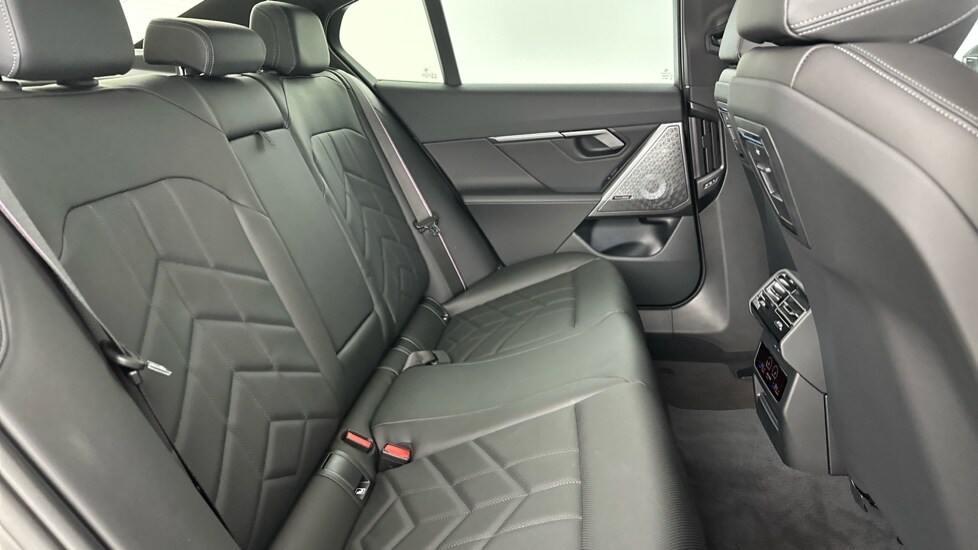 Used BMW i5 2023 for sale - 76966820: Photo 12