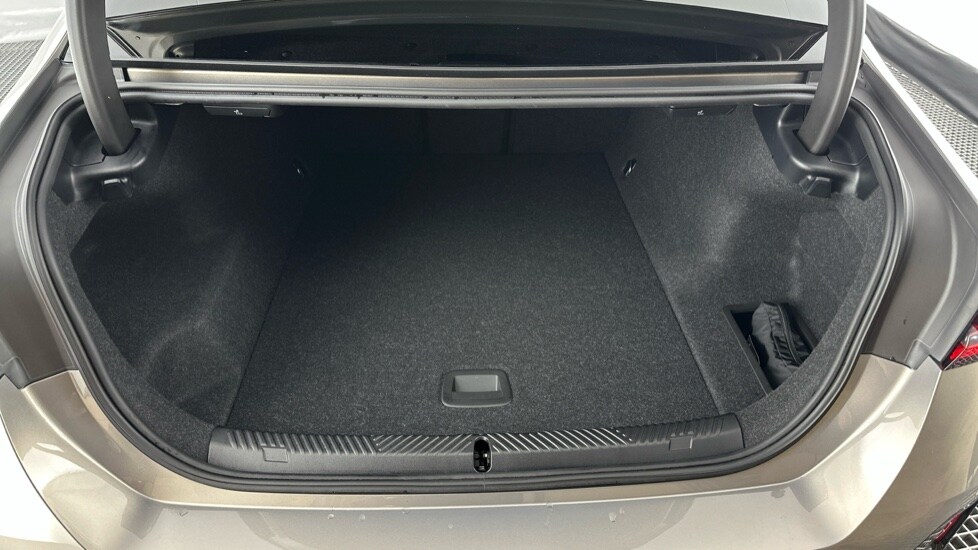 Used BMW i5 2023 for sale - 76966820: Photo 13