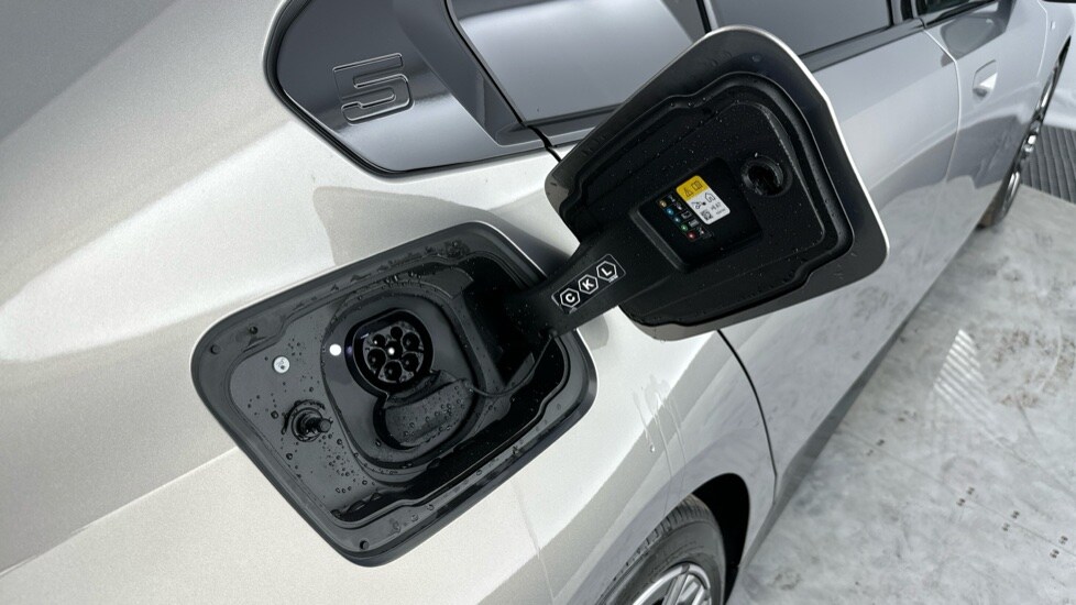 Used BMW i5 2023 for sale - 76966820: Photo 23