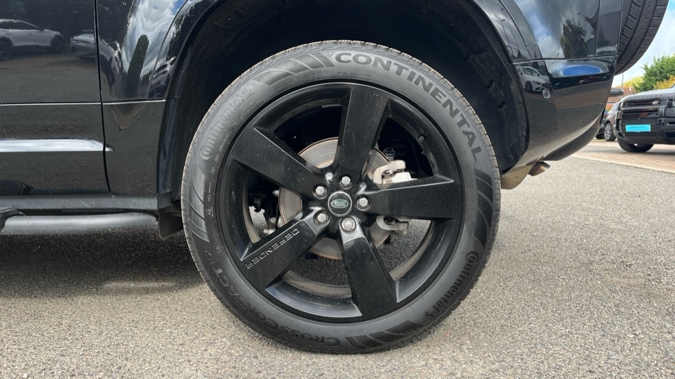 Used Land Rover Defender 2024 for sale - 76466453: Photo 18