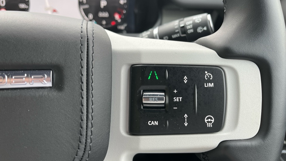 Used Land Rover Defender 2024 for sale - 76466453: Photo 22