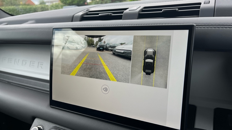 Used Land Rover Defender 2024 for sale - 76466453: Photo 26