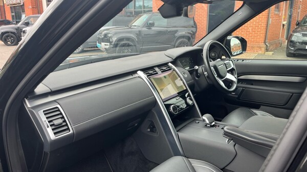 Used Land Rover Discovery 2021 for sale - 76297296: Photo 10