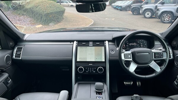 Used Land Rover Discovery 2021 for sale - 76297296: Photo 11