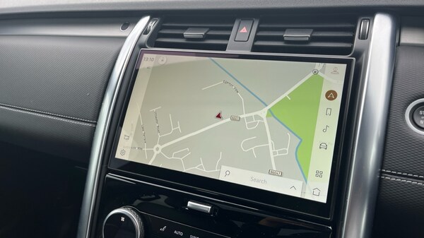Used Land Rover Discovery 2021 for sale - 76297296: Photo 26