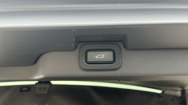 Used Land Rover Discovery 2021 for sale - 76297296: Photo 43