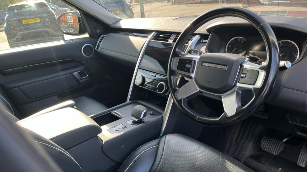 Used Land Rover Discovery 2022 for sale - 76393669: Photo 9