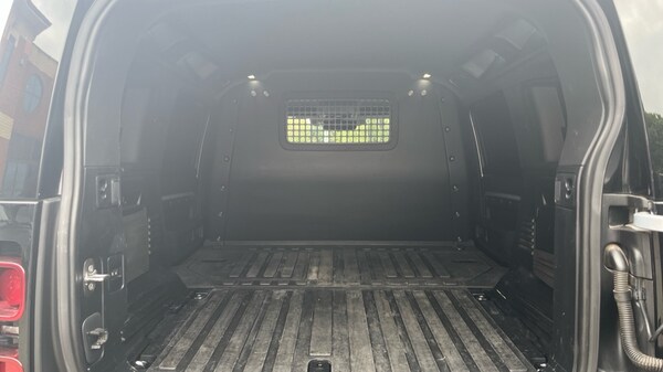 Used Land Rover Defender 2022 for sale - 76161543: Photo 15