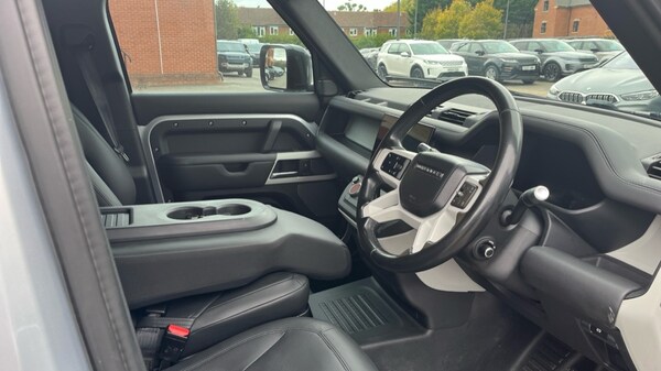 Used Land Rover Defender 2022 for sale - 76161543: Photo 9